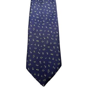 Brooks Brothers 346 periwinkle blue silk tie w/ purple flowers & green sprigs